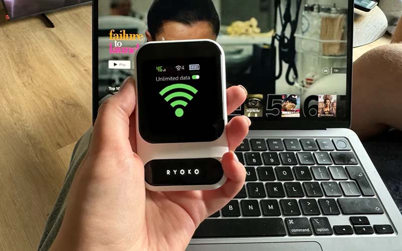 Order Ryoko Pro portable WiFi hotspot device online